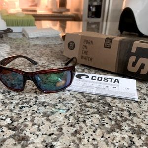 BNIB Costa Fantail 580p
